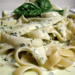 Quick and Easy Alfredo Sauce